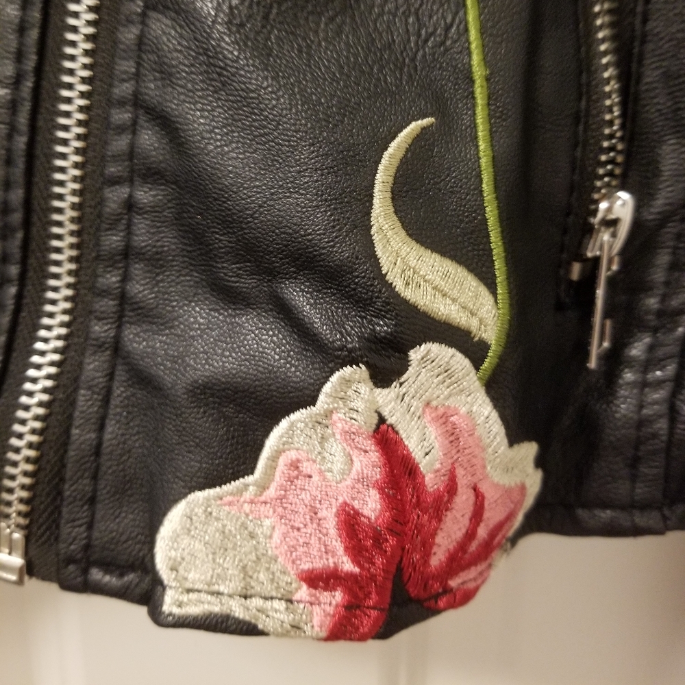 Jacket - Picture 8 of 10